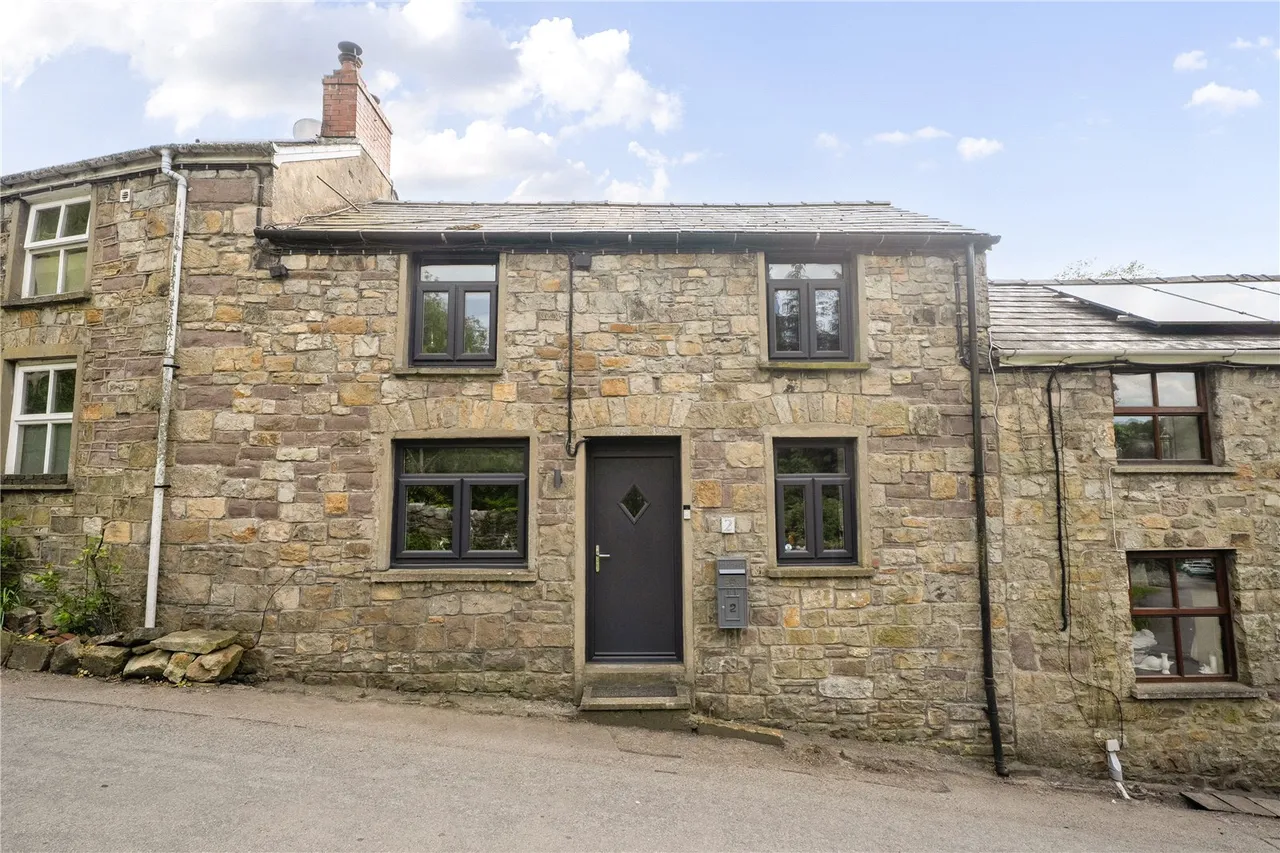 2 bed house for sale — Bath Row, Clydach, Abergavenny, Monmouthshire, NP7 0NF