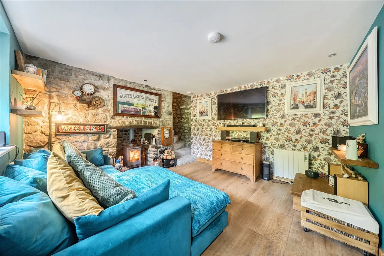 Bath Row, Clydach, Abergavenny, Monmouthshire, NP7 0NF, photo 9