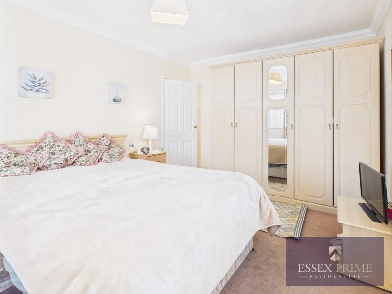 Tower Road, Clacton-On-Sea CO15 1LE, photo 6