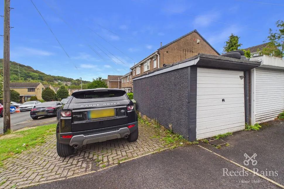 Norwood Road, Birkby, HD2, photo 8