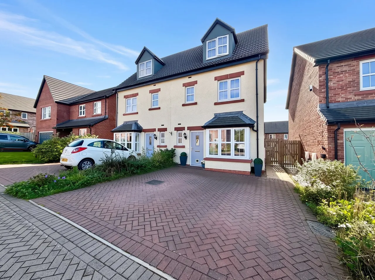 4 bed house for sale, Pepperill Place, Brampton, CA8