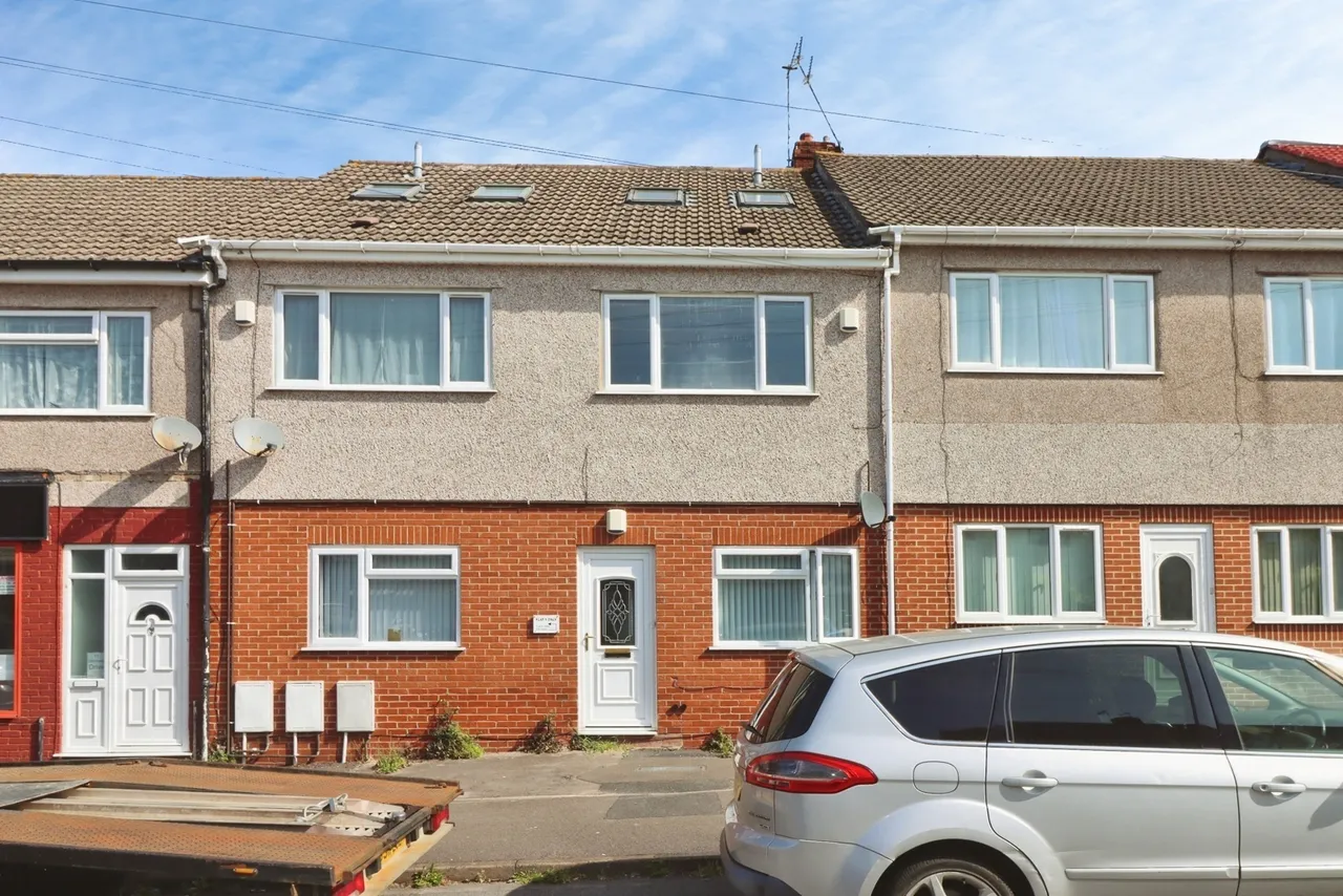 1 bed flat for sale — Stockwell Drive, Mangotsfield, Bristol, BS16
