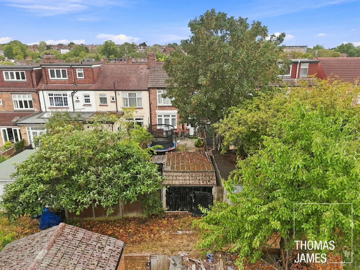 London, N11, photo 16