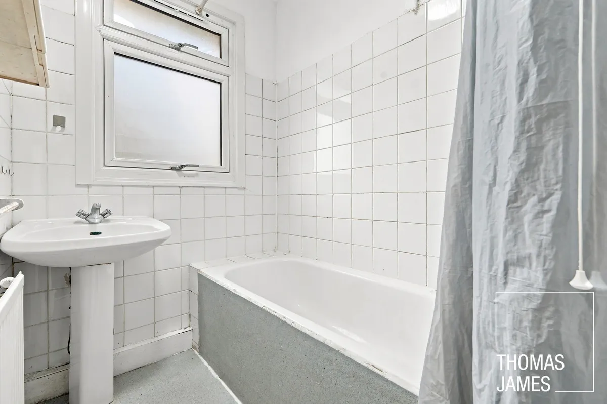 London, N11, photo 12