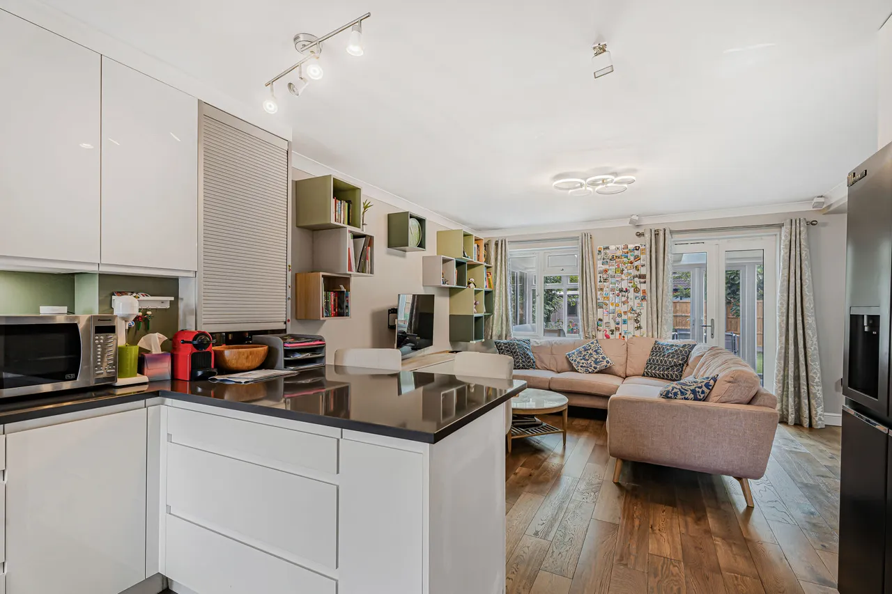 Park Road, Egham, TW20, photo 9