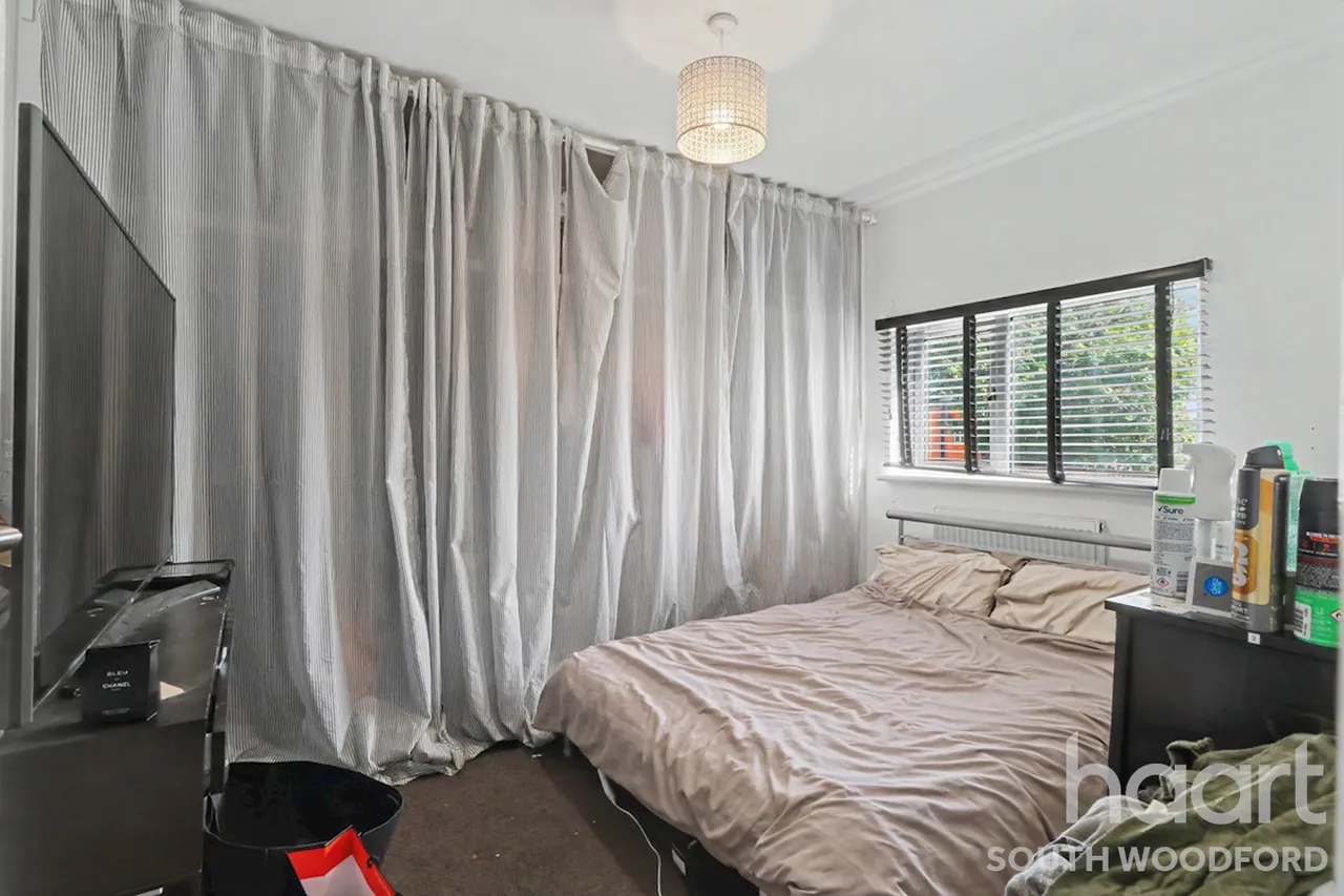 Broadmead Road, Woodford Green, IG8, photo 15