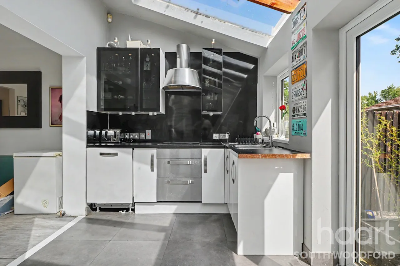 Broadmead Road, Woodford Green, IG8, photo 6