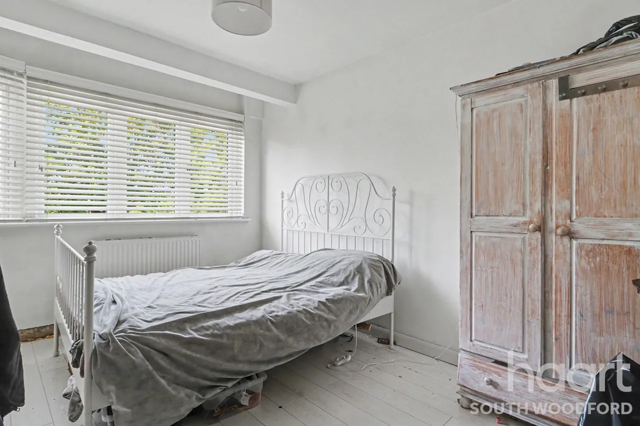 Broadmead Road, Woodford Green, IG8, photo 13