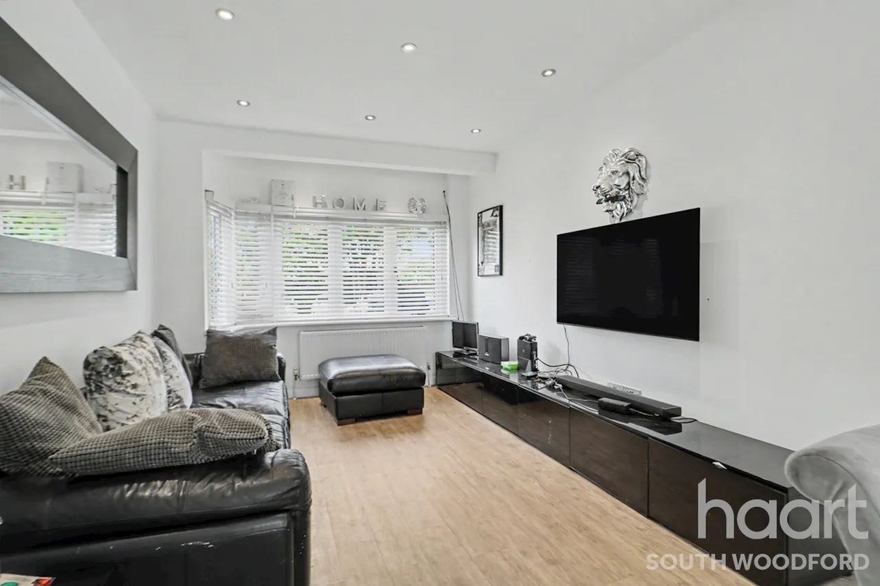 Broadmead Road, Woodford Green, IG8, photo 9
