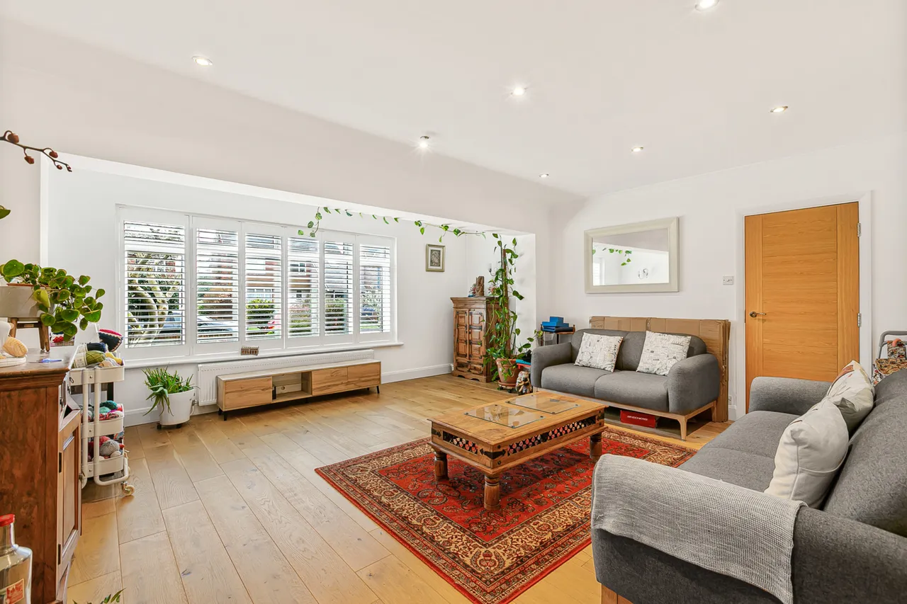 Broomfield, Sunbury-on-Thames, TW16, photo 7
