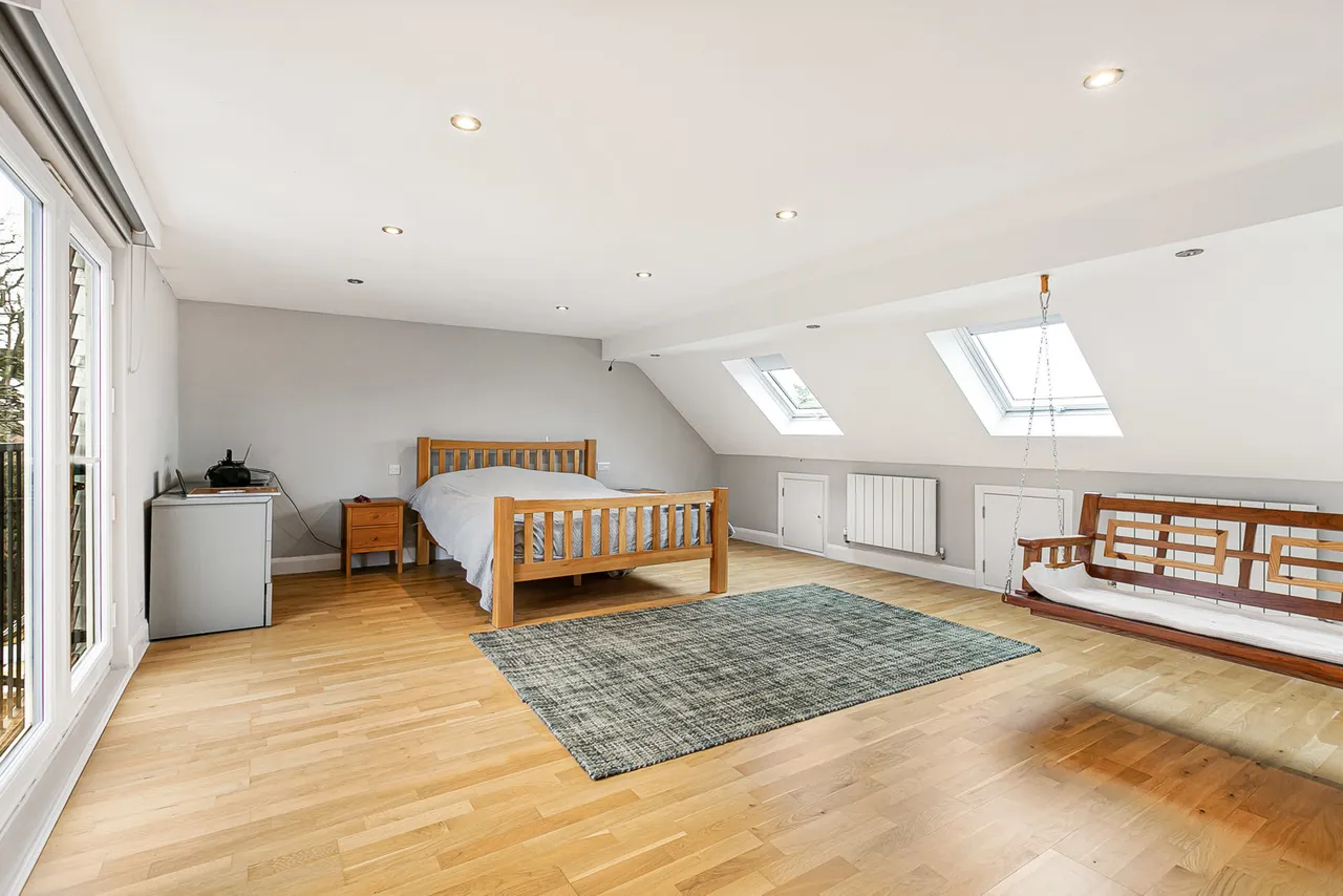 Broomfield, Sunbury-on-Thames, TW16, photo 11