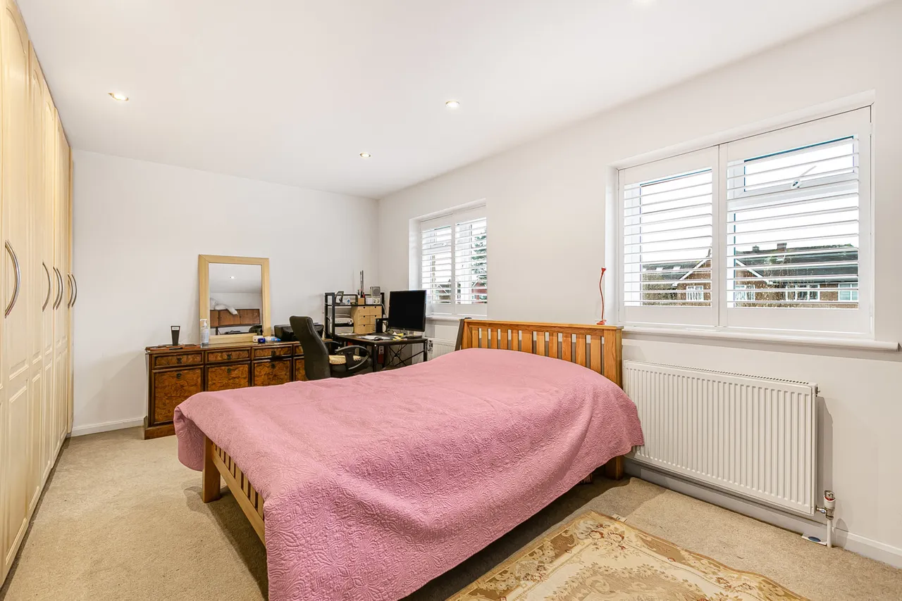 Broomfield, Sunbury-on-Thames, TW16, photo 12