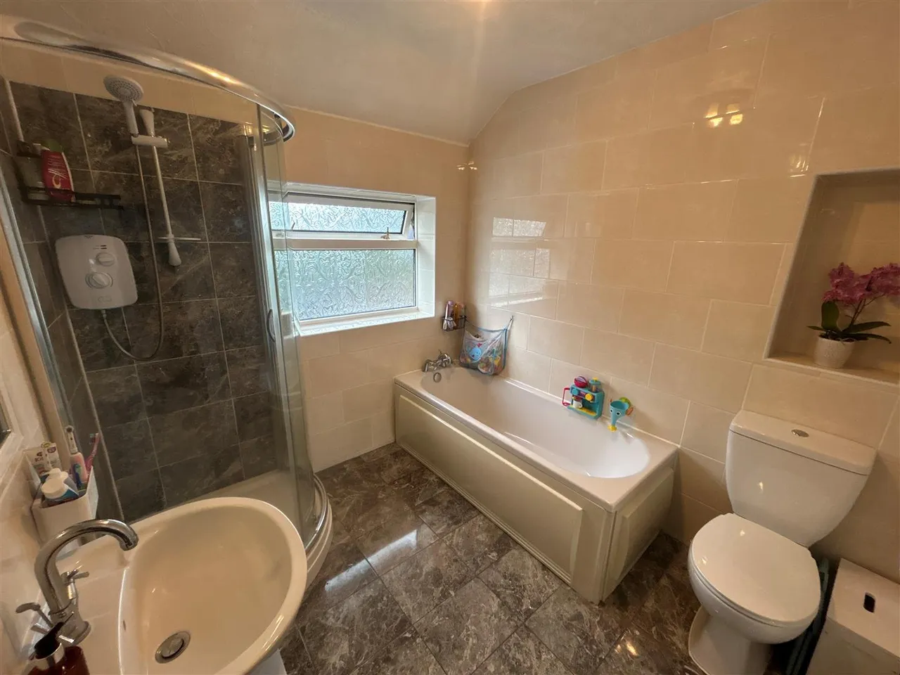 Baslow Drive, Heald Green, photo 13