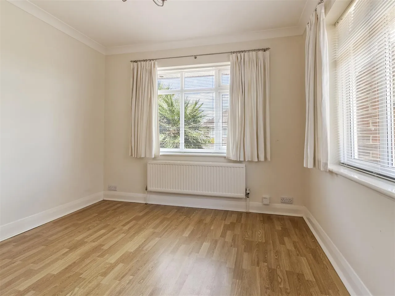 Sandown Avenue, Goring-By-Sea, Worthing, photo 14