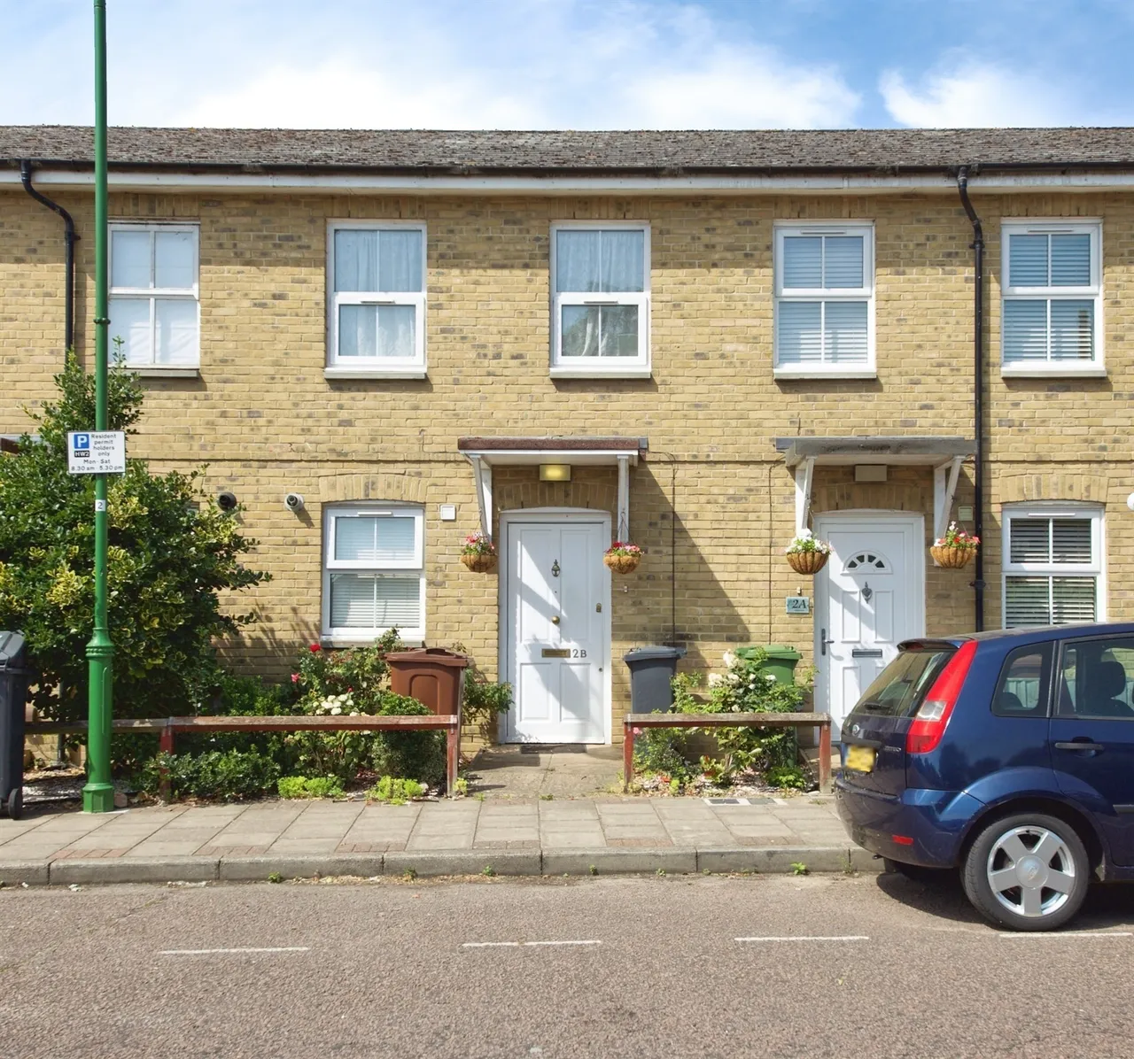 2 bed house for sale — Church Lane, Dagenham