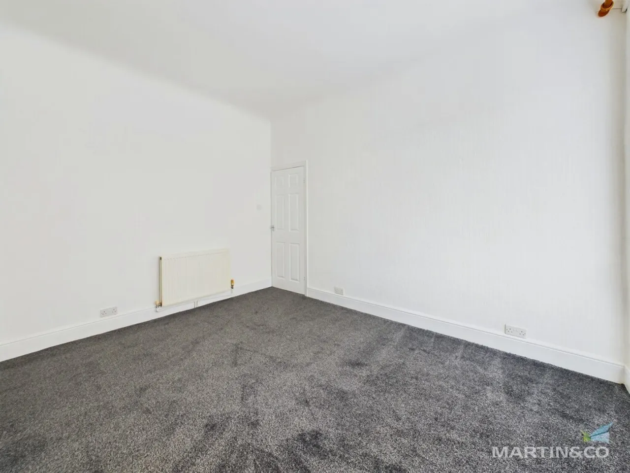 Gorsefield Road, Birkenhead, CH42, photo 11