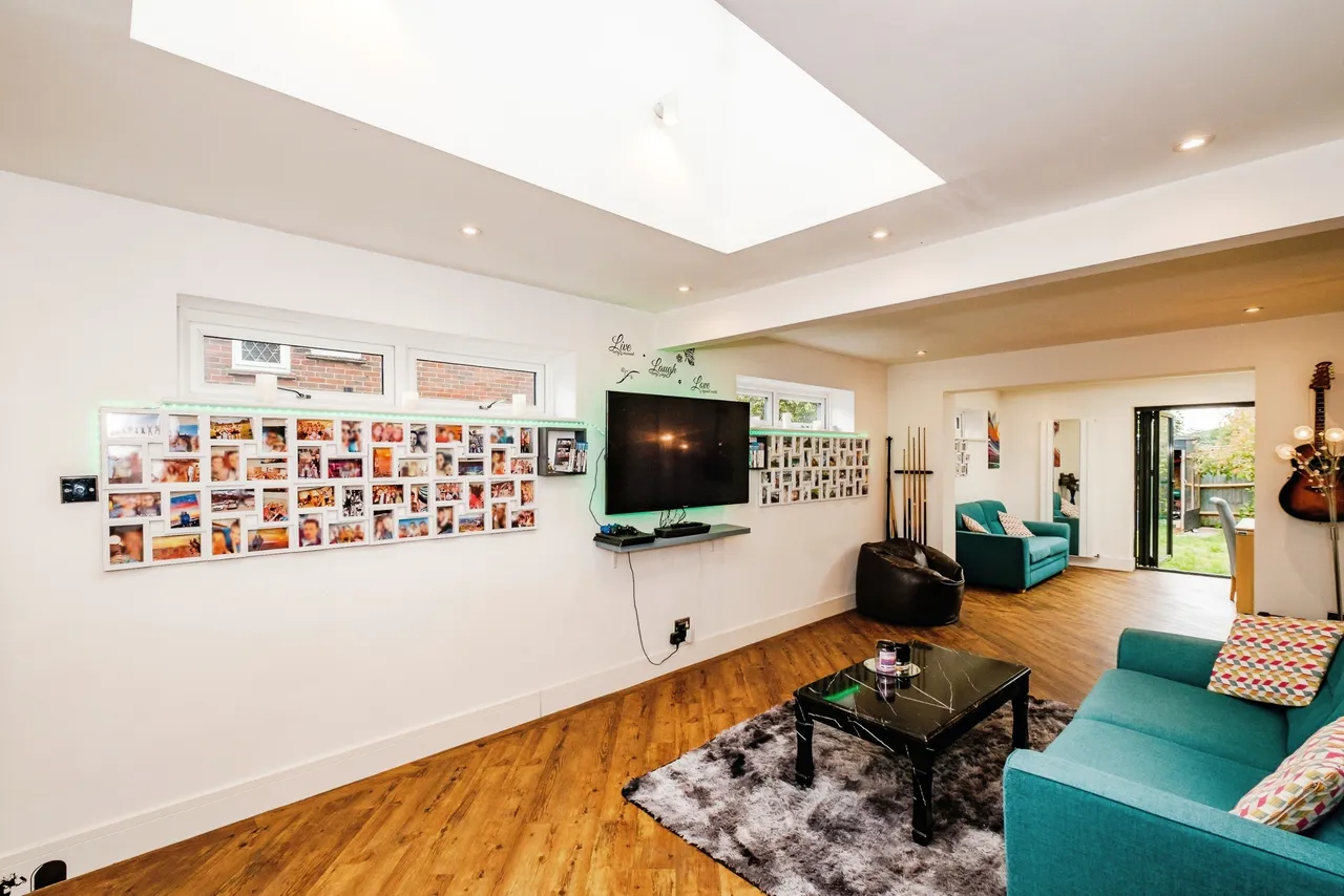 Broadview Gardens, Worthing, BN13, photo 5