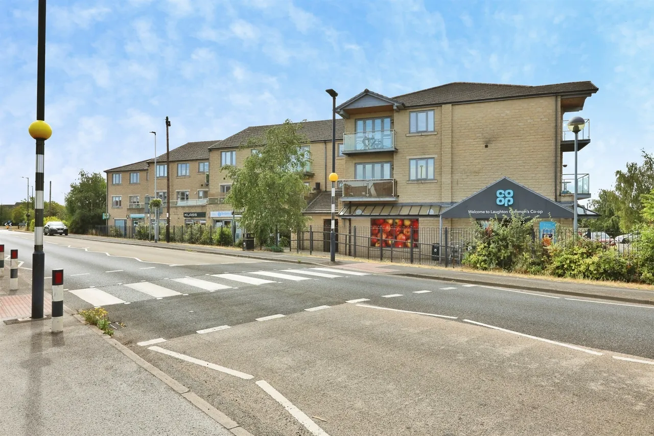 Rotherham Road, Dinnington, Sheffield, photo 8