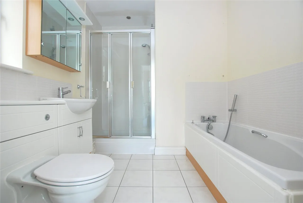 Knox Road, Queen Elizabeth Park, GU2, photo 6