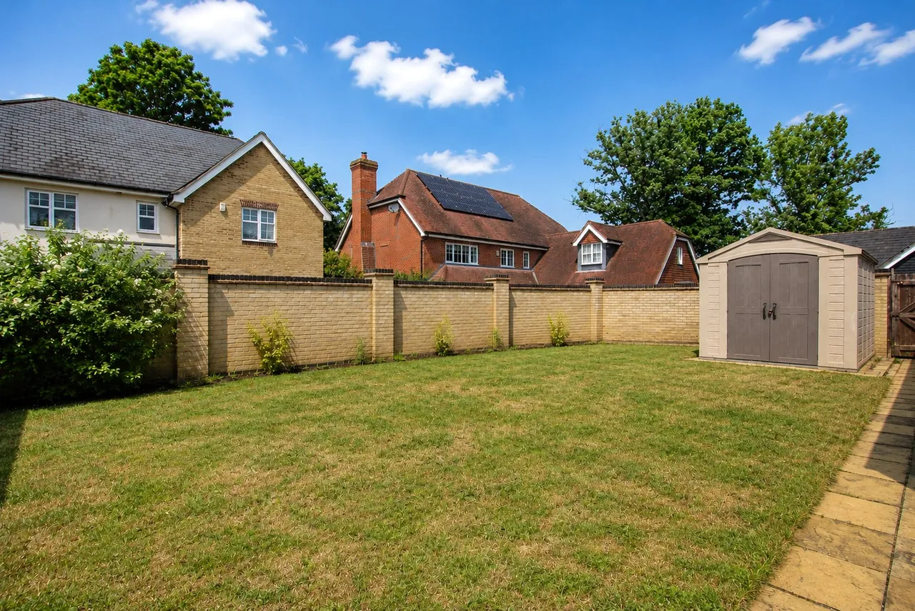Knox Road, Queen Elizabeth Park, GU2, photo 14