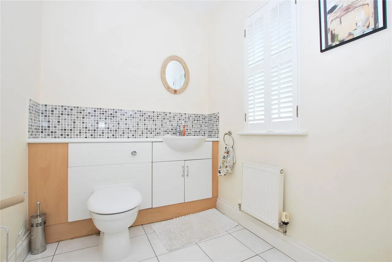 Knox Road, Queen Elizabeth Park, GU2, photo 11
