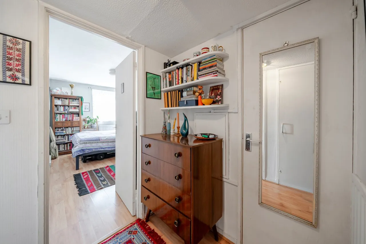 Gibson Road, SE11, photo 10