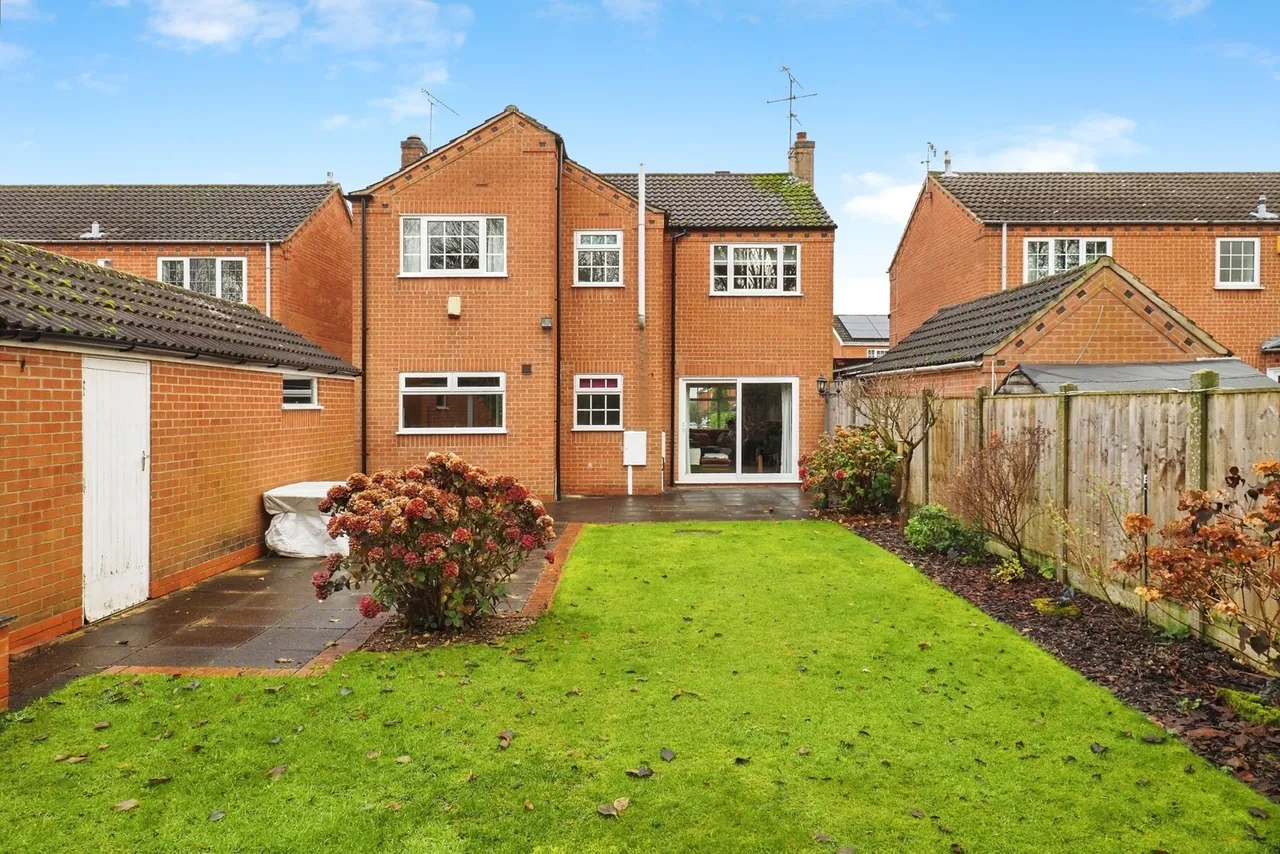 Cranbourne Grove, Hucknall, Nottingham, Nottinghamshire, NG15, photo 4