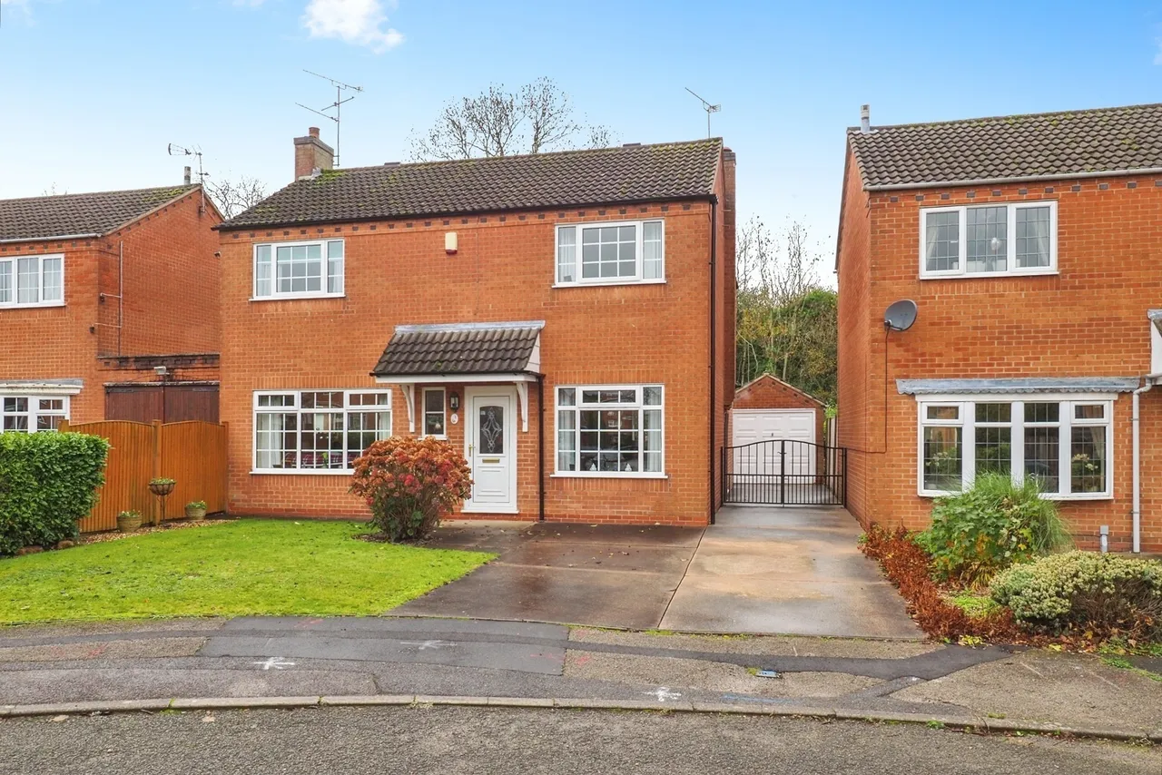 4 bed house for sale — Cranbourne Grove, Hucknall, Nottingham, Nottinghamshire, NG15