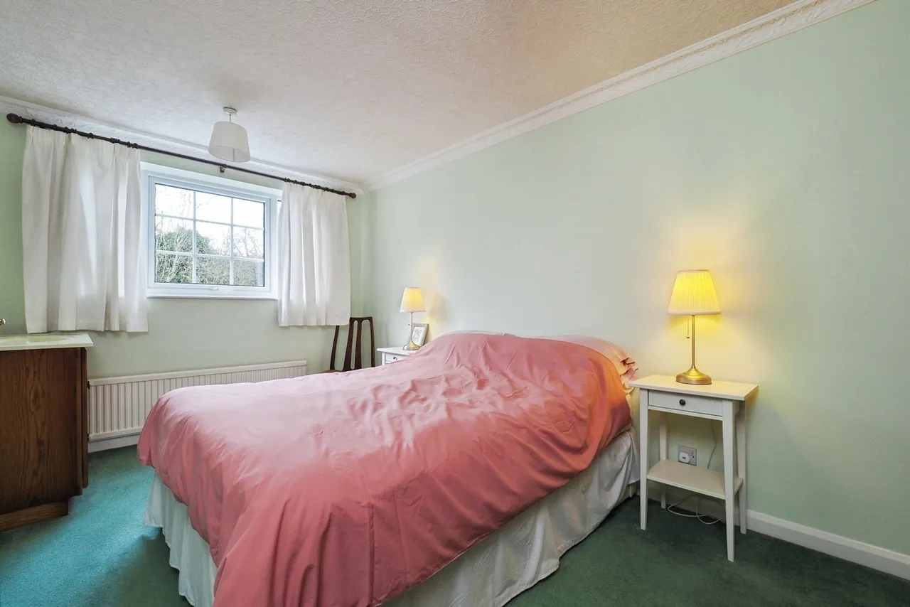 Cranbourne Grove, Hucknall, Nottingham, Nottinghamshire, NG15, photo 11