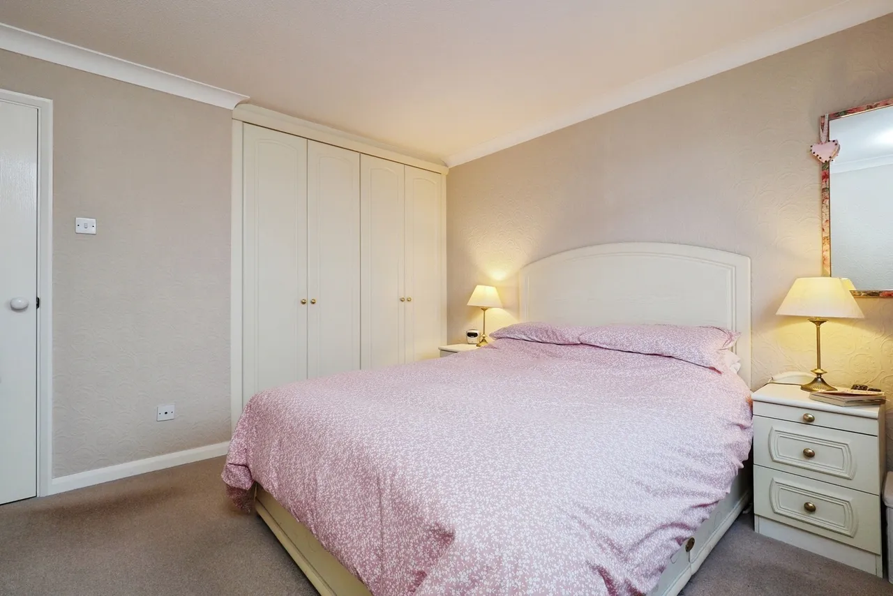Cranbourne Grove, Hucknall, Nottingham, Nottinghamshire, NG15, photo 9