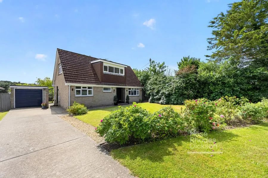 Caws Avenue, Seaview, PO34, photo 15