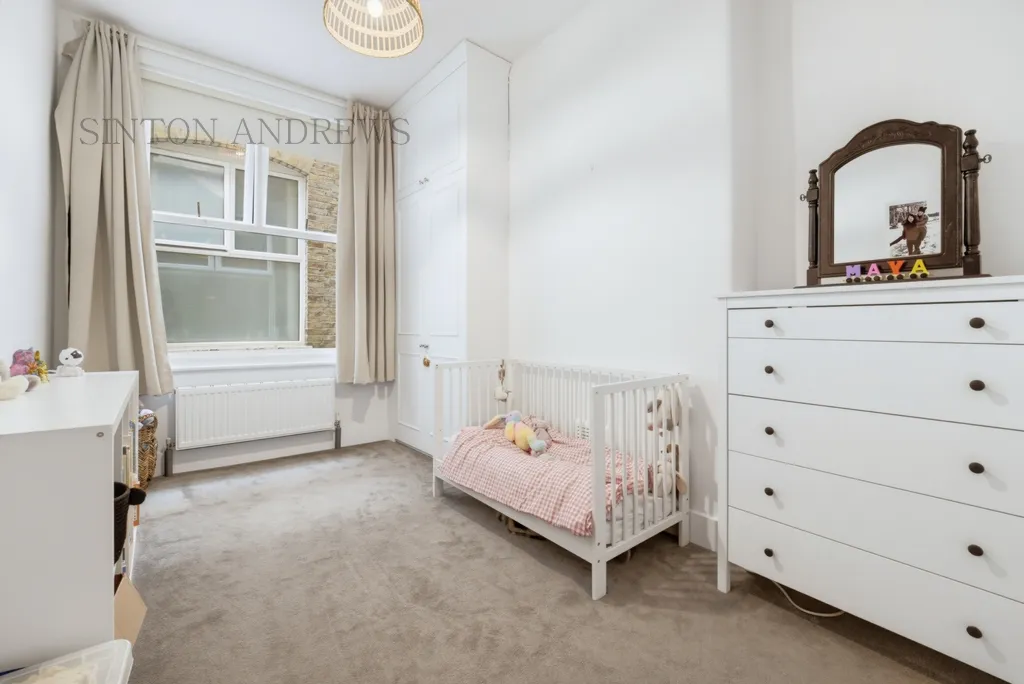 Lammas Park Road, Ealing, photo 3