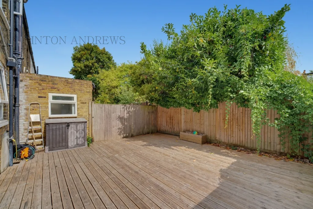 Lammas Park Road, Ealing, photo 9