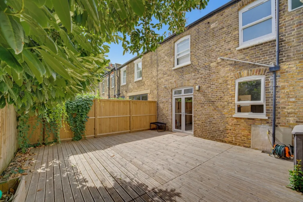 Lammas Park Road, Ealing, photo 10