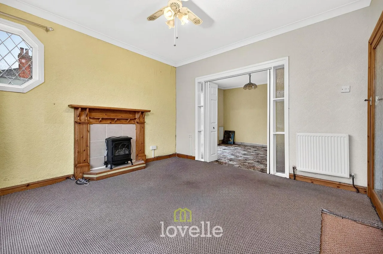Cross Coates Road, Grimsby, DN34, photo 5