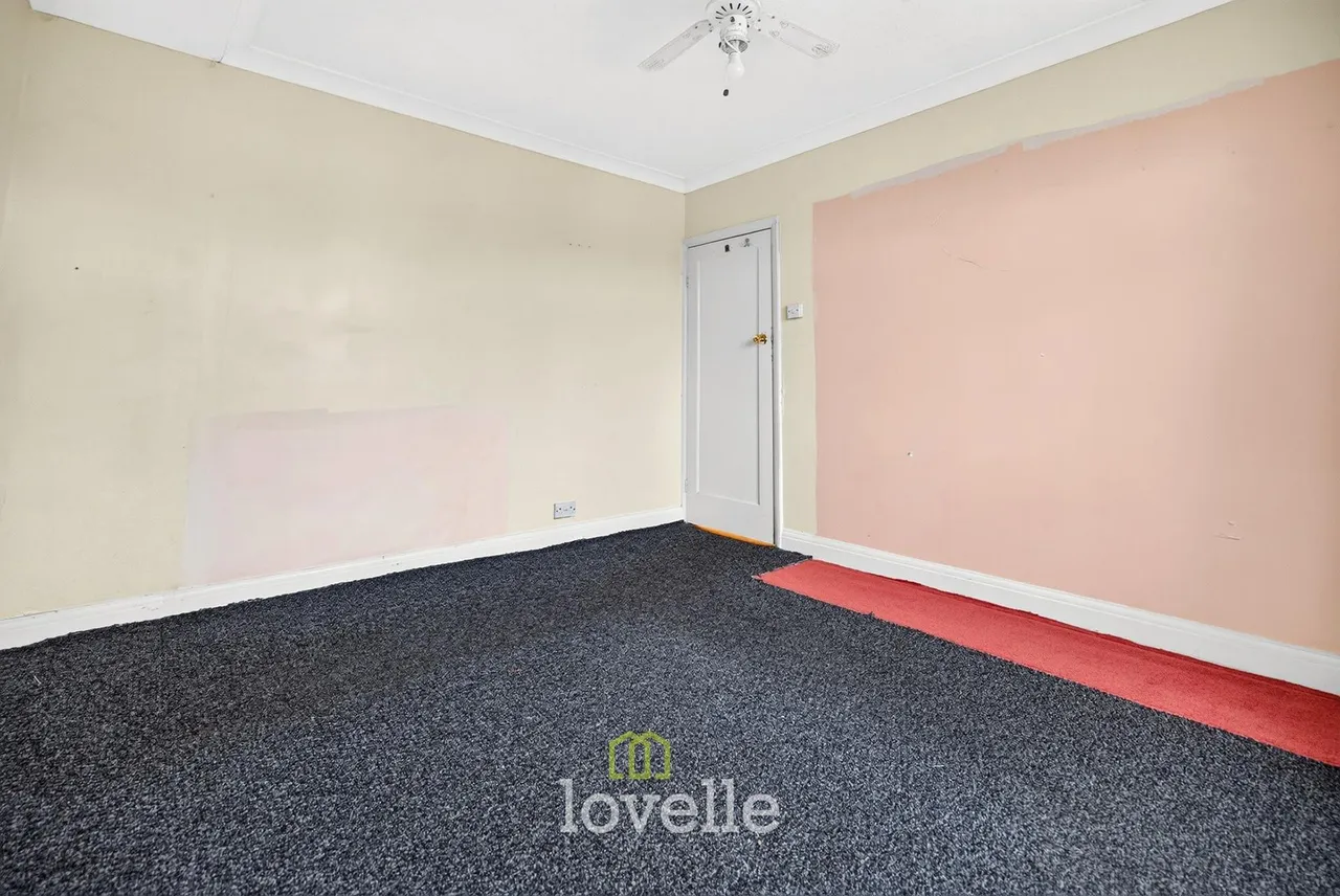 Cross Coates Road, Grimsby, DN34, photo 19