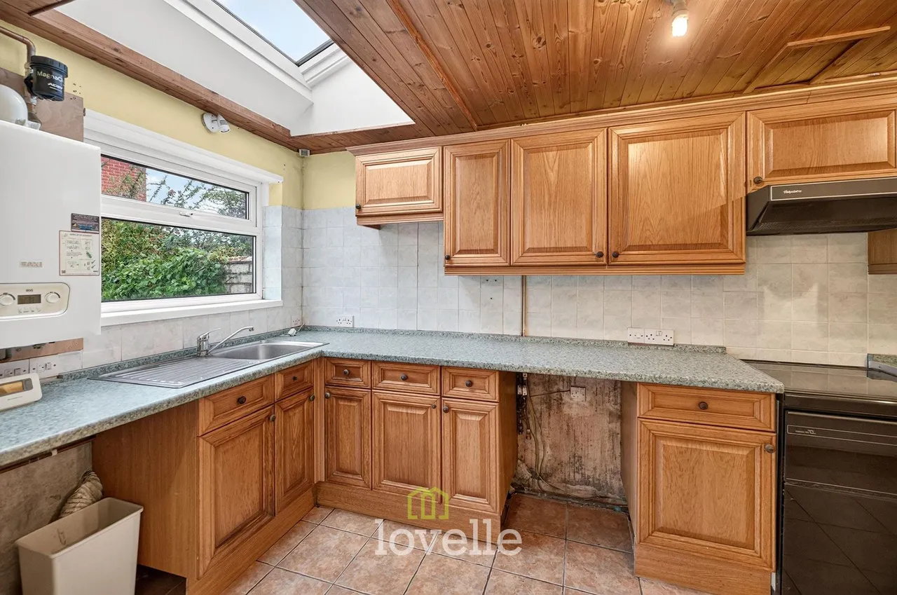 Cross Coates Road, Grimsby, DN34, photo 10