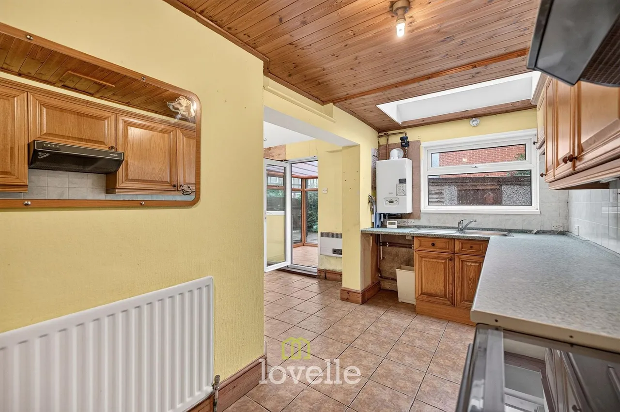 Cross Coates Road, Grimsby, DN34, photo 11