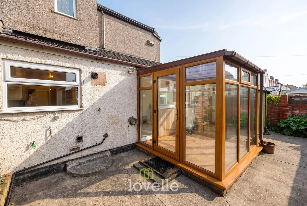 Cross Coates Road, Grimsby, DN34, photo 26