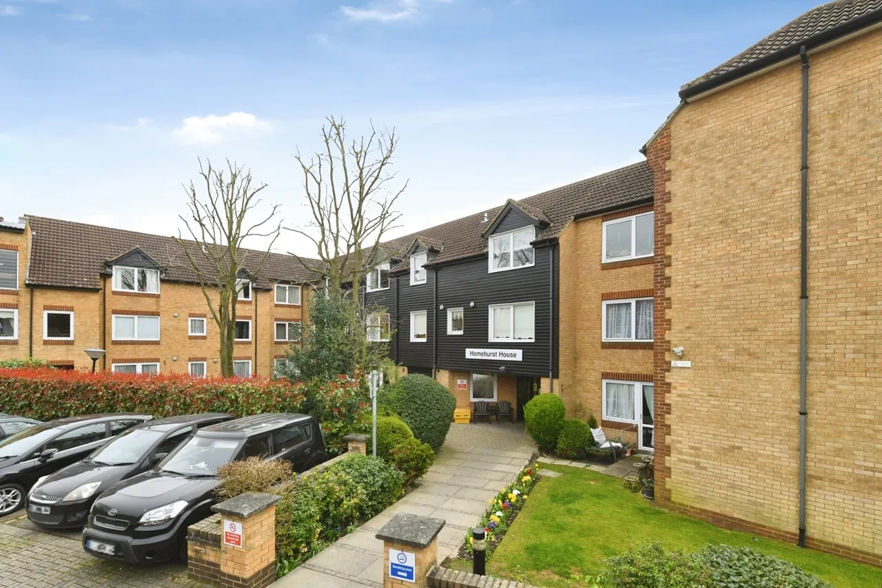 Sawyers Hall Lane, Brentwood, Essex, CM15, photo 12