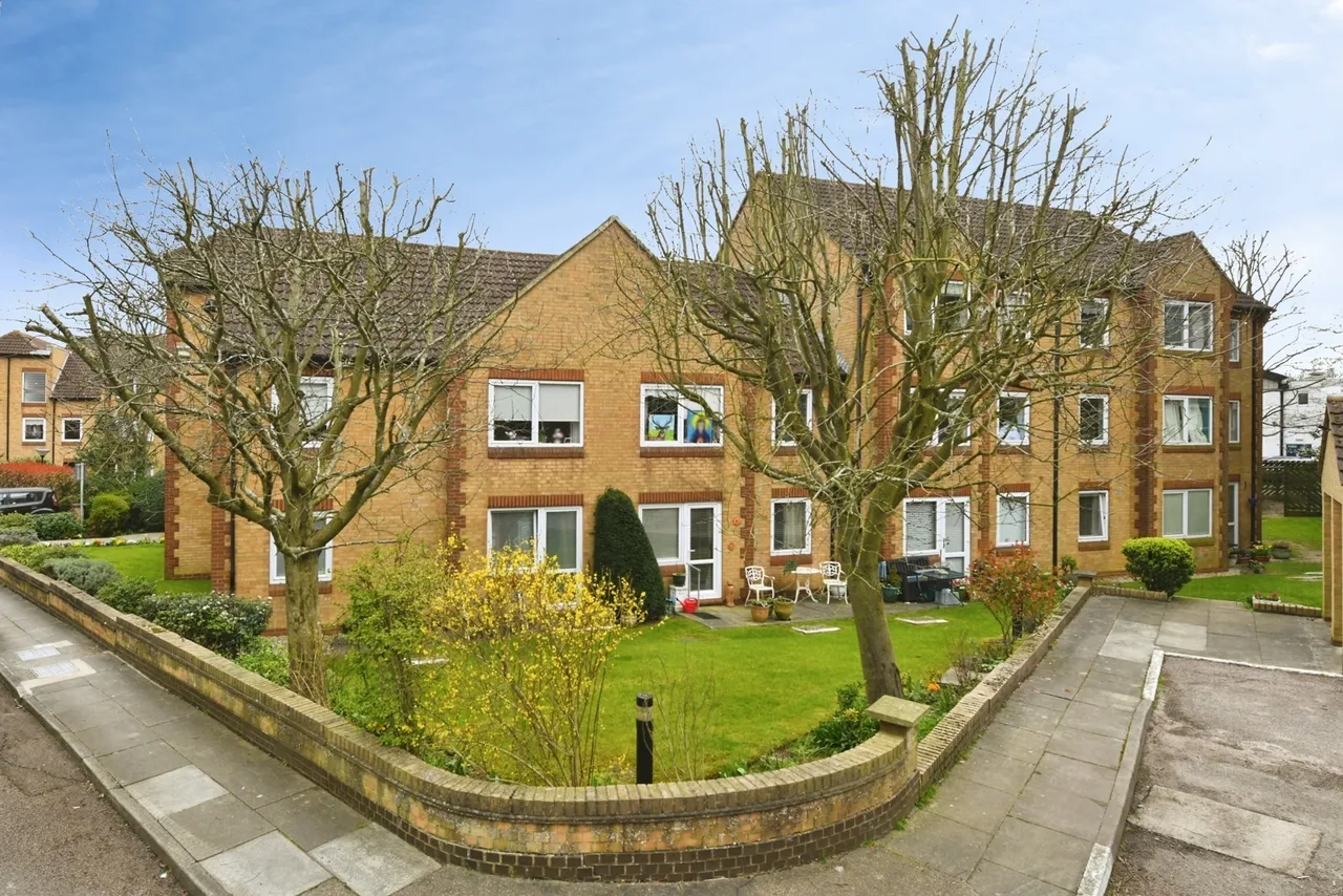 Sawyers Hall Lane, Brentwood, Essex, CM15, photo 14