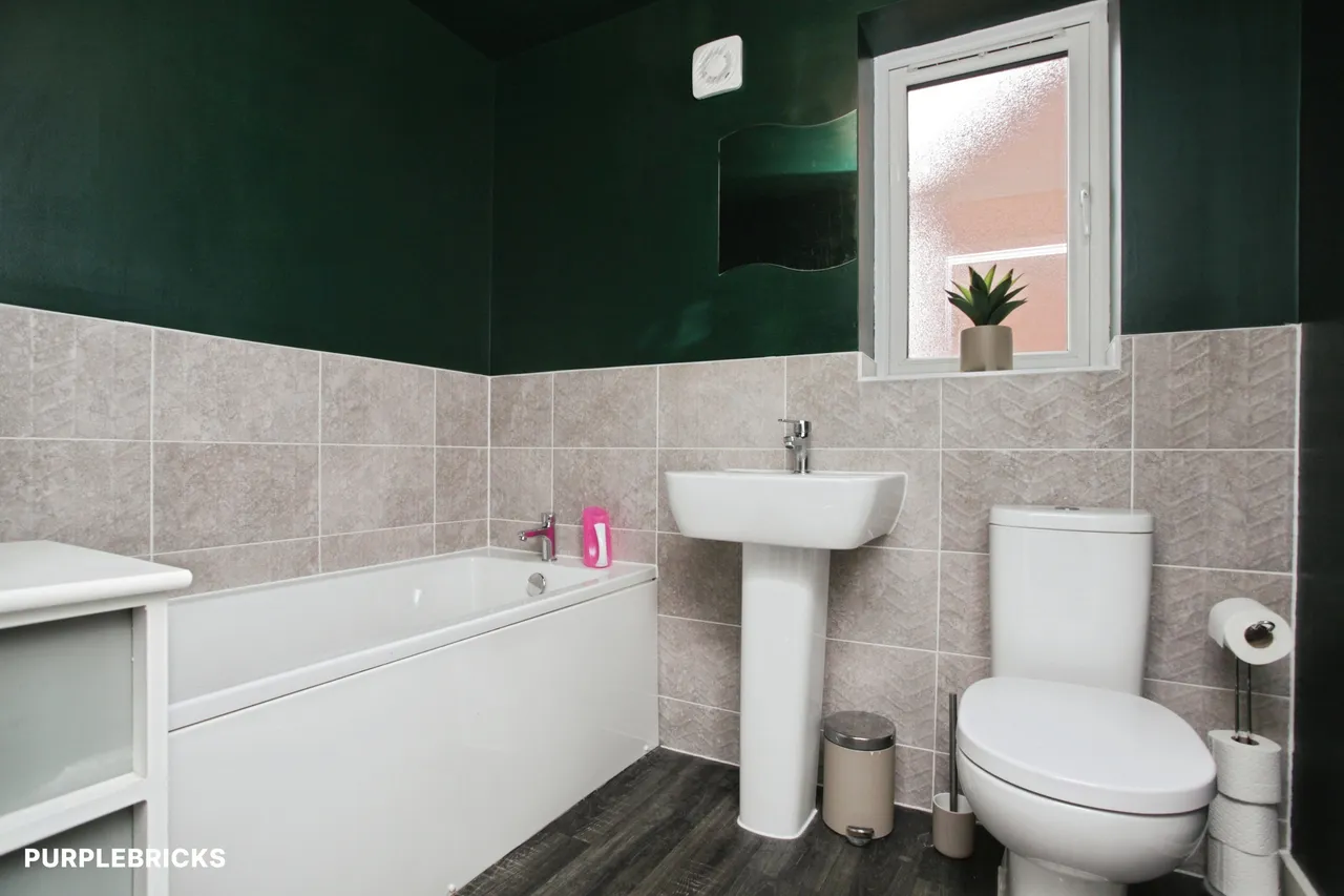 Julius Way, Nuneaton, CV11, photo 13