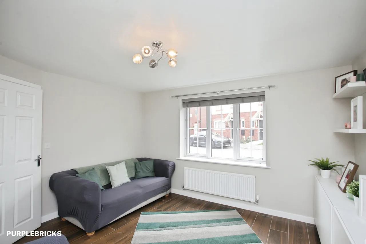 Julius Way, Nuneaton, CV11, photo 9