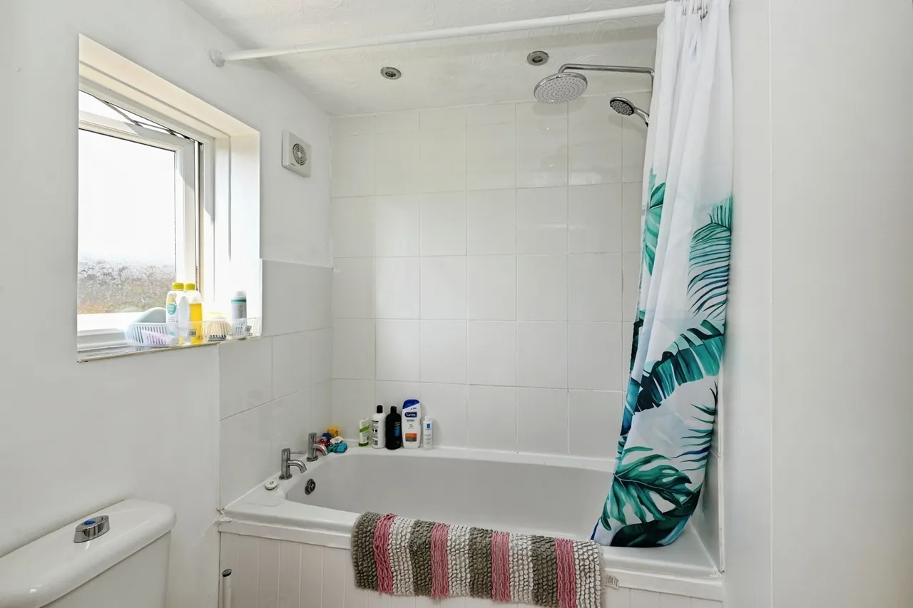 Crown Gardens, Wereham, King's Lynn, Norfolk, PE33, photo 12