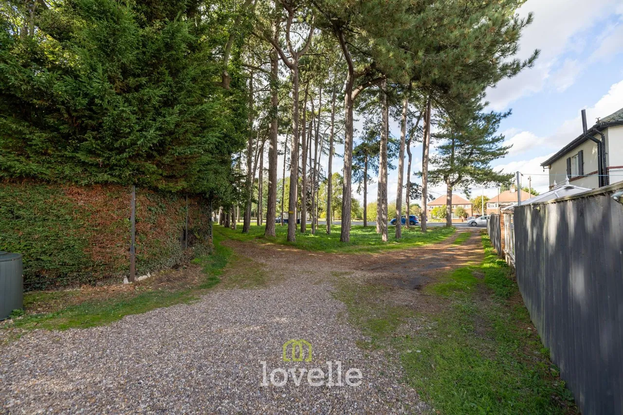 Stratford Avenue, Grimsby, DN33, photo 26