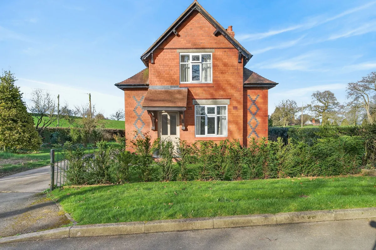 The Lodge Wirswall Whitchurch, SY13, photo 2