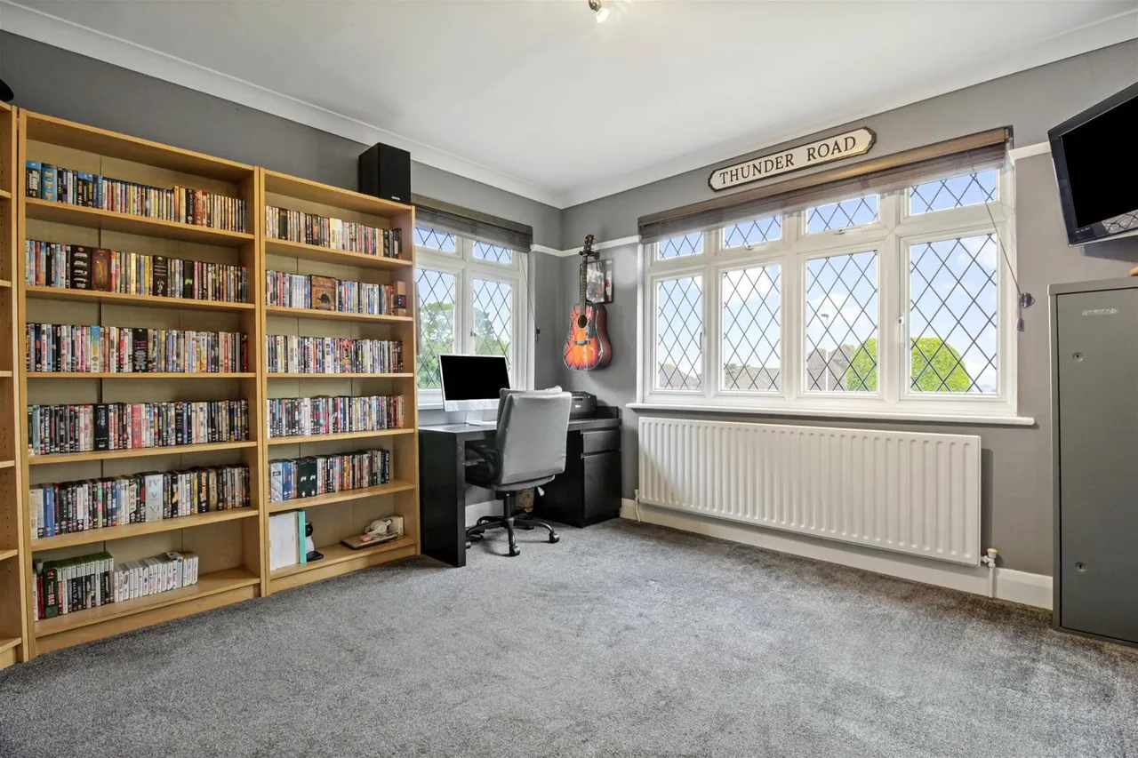 Broadview Gardens, Worthing, photo 8