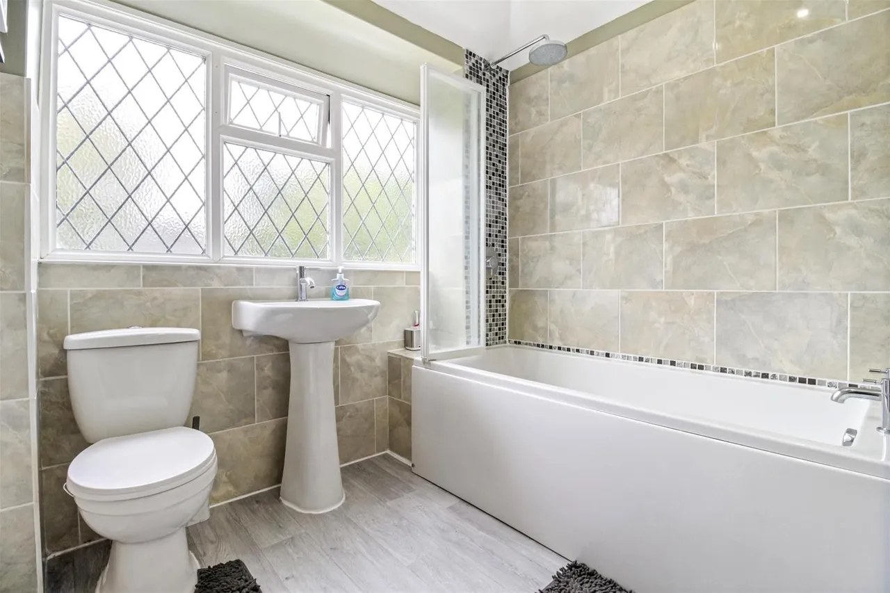 Broadview Gardens, Worthing, photo 11