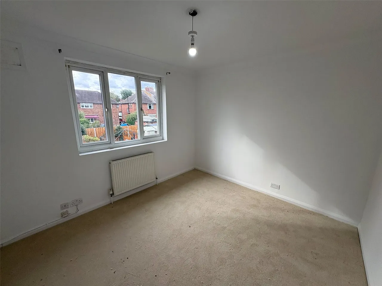 Calvert Close, Aldershot, Hampshire, GU12 4QX, photo 12