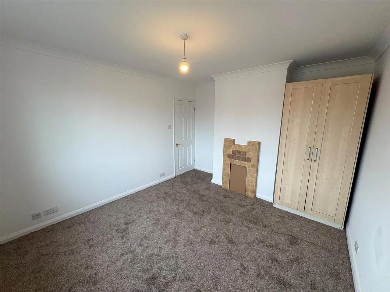 Calvert Close, Aldershot, Hampshire, GU12 4QX, photo 6